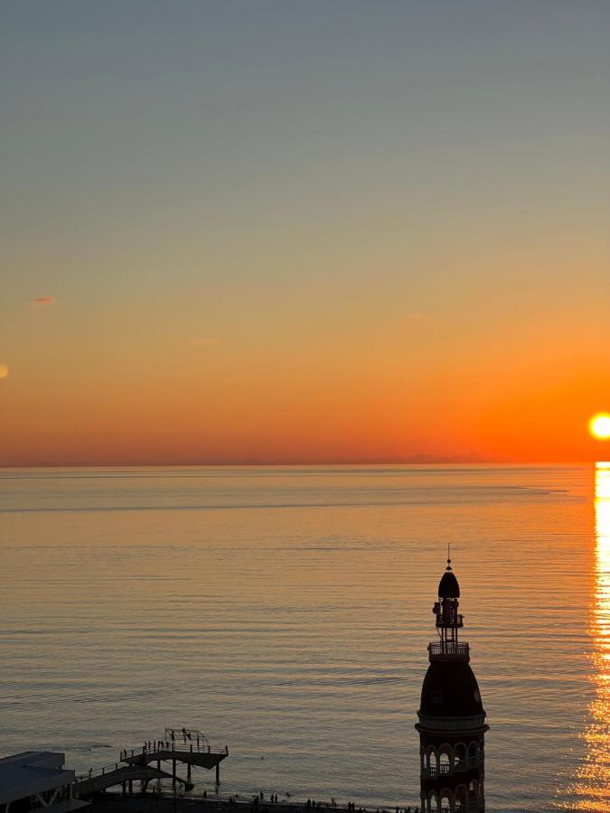 The Best Beach Aparthotel Orbi City Batoemi Buitenkant foto