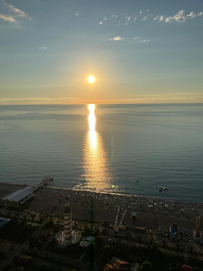 The Best Beach Aparthotel Orbi City Batoemi Buitenkant foto
